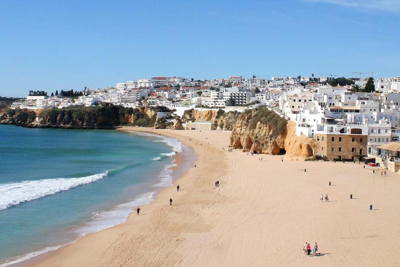 Estrada Da Rocha Baixinha * Albufeira